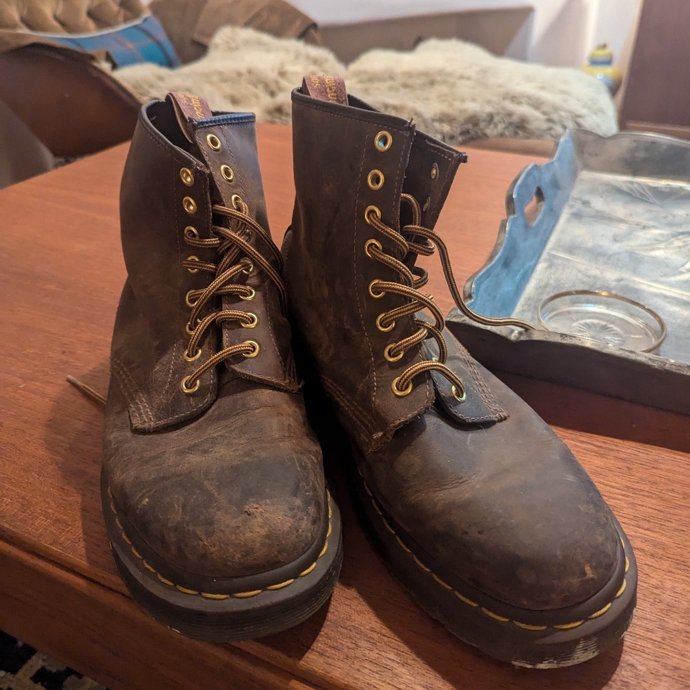 Dr. Martens 1460 Crazy Horse Brown